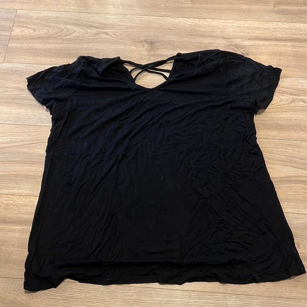 Market & Spruce Black V-Neck Top